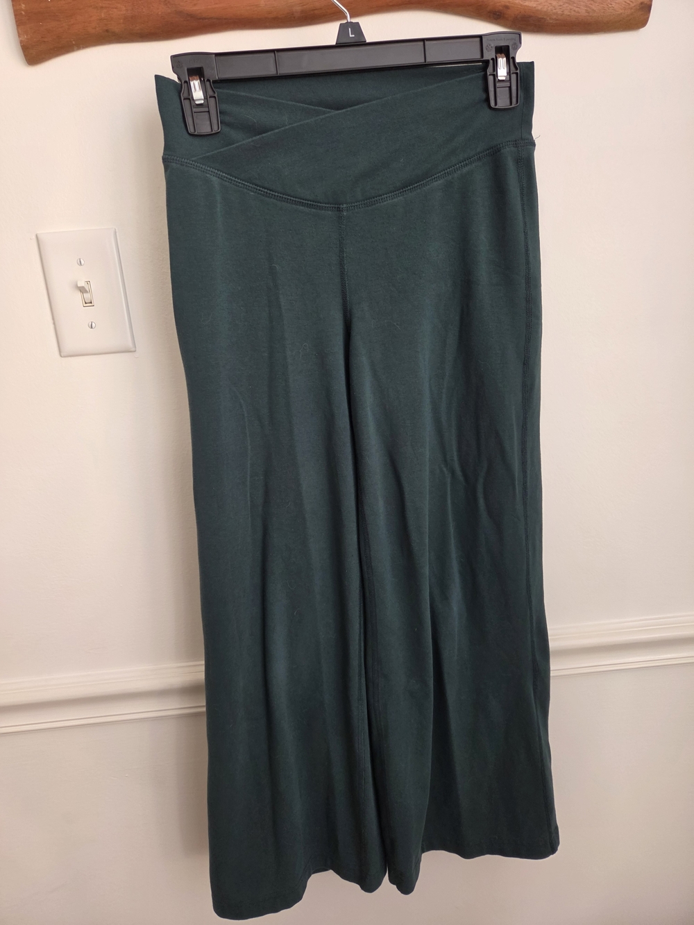 Old Navy Dark Green Crossover Waist Wide-Leg Kids Leggings